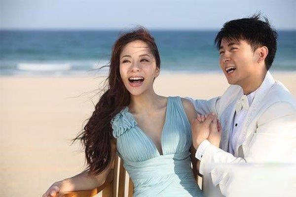 保剑锋的老婆长什么样 俩人什么时候结婚的太低调了