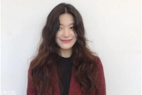 脸大适合什么刘海 脸大刘海发型图片女