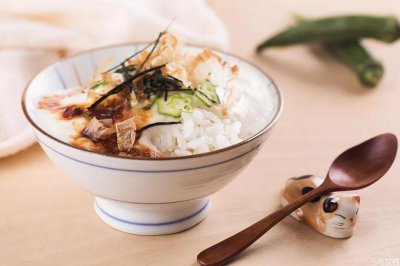 ​茶泡饭要把茶倒进去吗 茶泡饭正确吃法