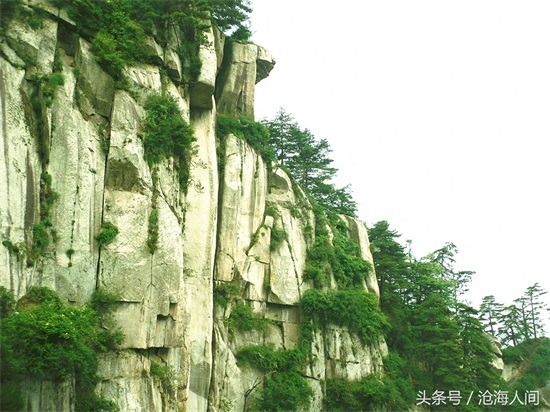 南阳内乡宝天曼风景区